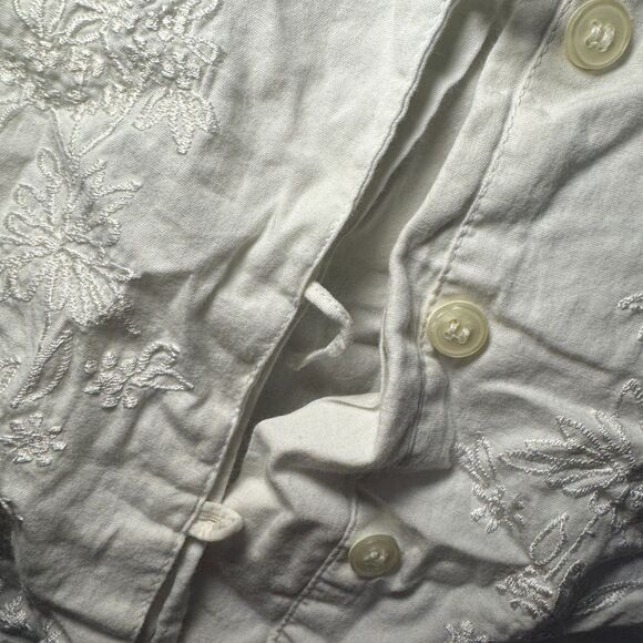 Size Medium Vintage Fairycore White Blouse FLAWED - Picture 6 of 8